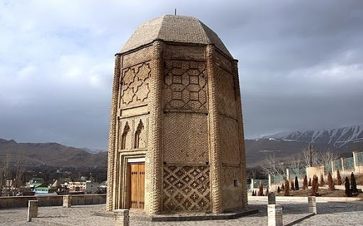 برج-آرامگاه-شبلی-(دماوند)-استان-تهران