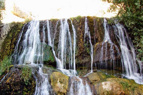 آبشار-گریت استان-لرستان