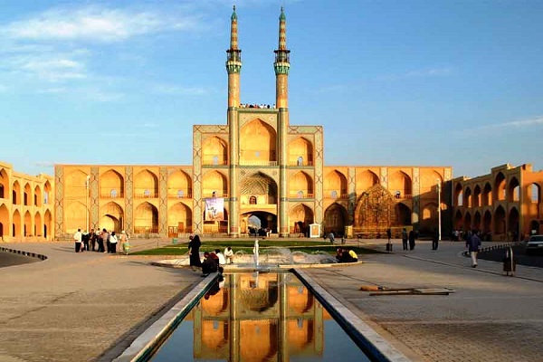 بازدید از مسجد امیرچخماق در تور یزد نوروز 1400