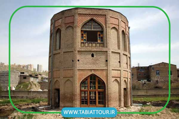 برج خلعت پوشان آذربایجان شرقی
