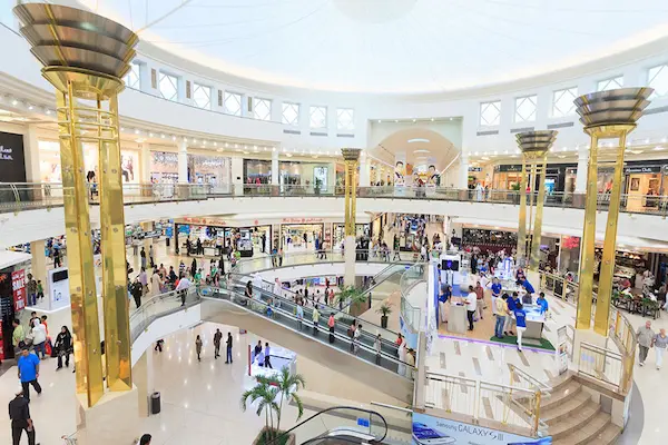 مرکز خرید راه ابریشم قشم