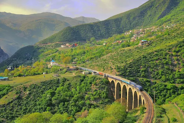 تور قطار سواد کوه برنجستانک