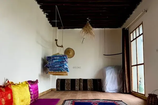 اقامتگاه بوم گردی هیلو پارسیان