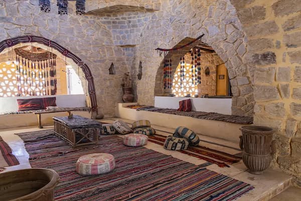 ویژگی های اقامتگاه بومگردی چیست؟